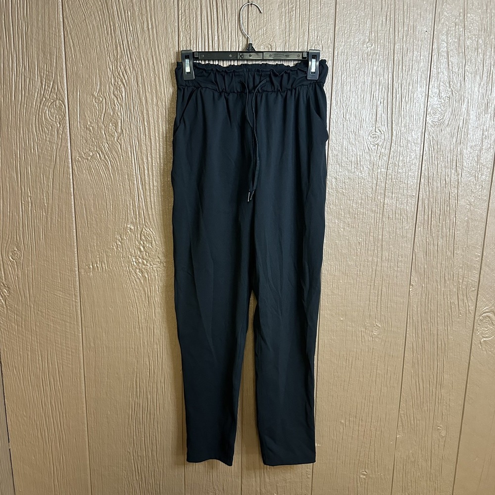 Lululemon Women's Keep Moving Pant 7/8 High Rise Black Sz 4 Loungewear Athletic